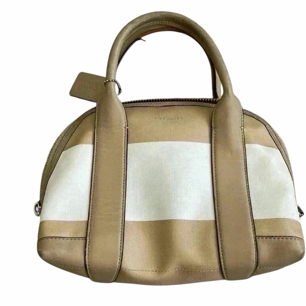 Coach purse - Picture 2 of 9